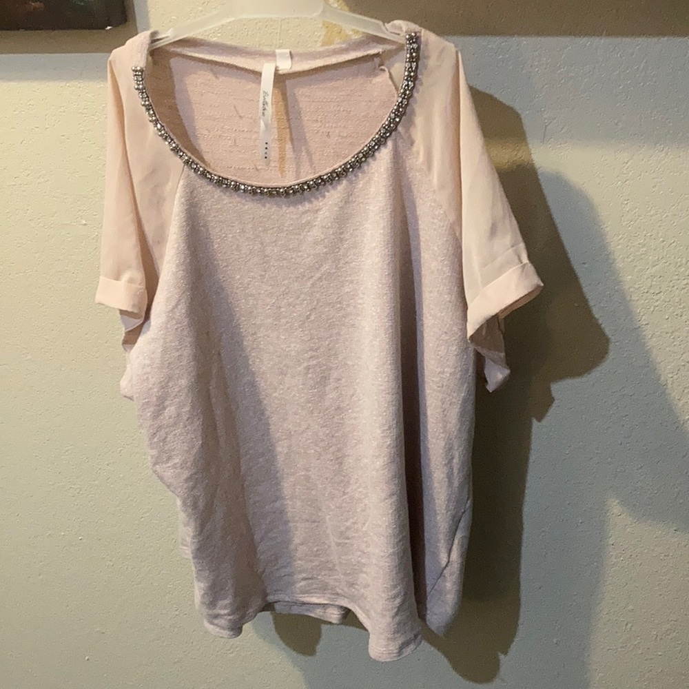 Bellatrix Dressy Blouse with Rhinestone and Beaded Collar Like New Size XL